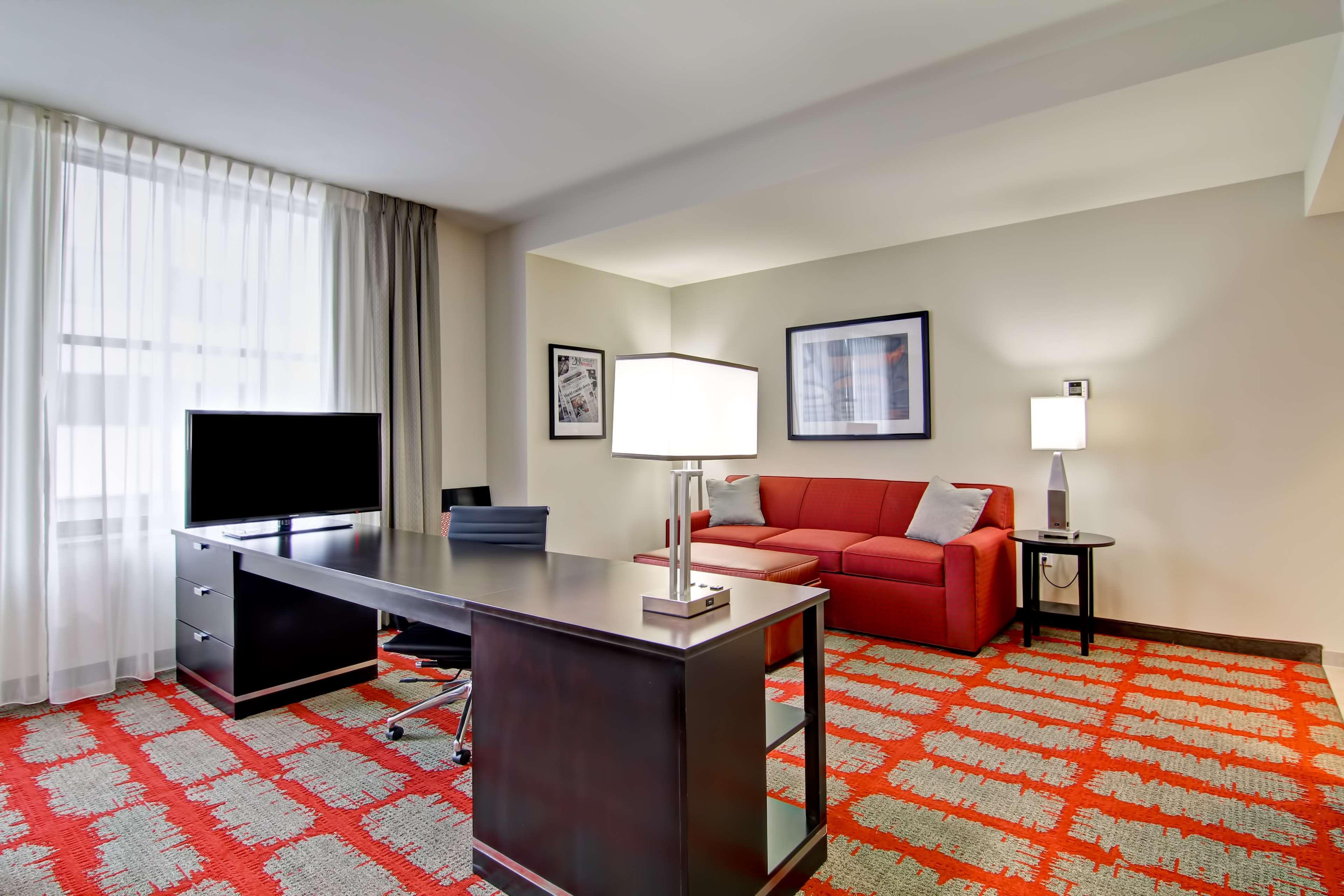 Hampton Inn And Suites Cincinnati - Downtown Экстерьер фото