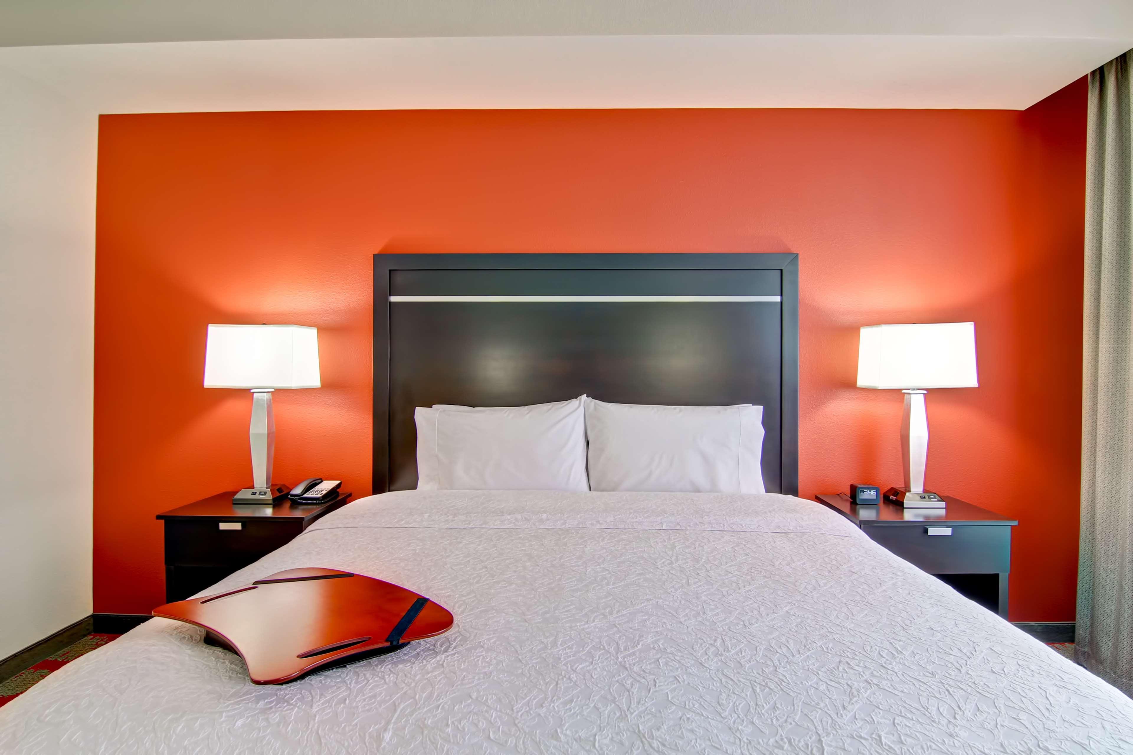 Hampton Inn And Suites Cincinnati - Downtown Экстерьер фото