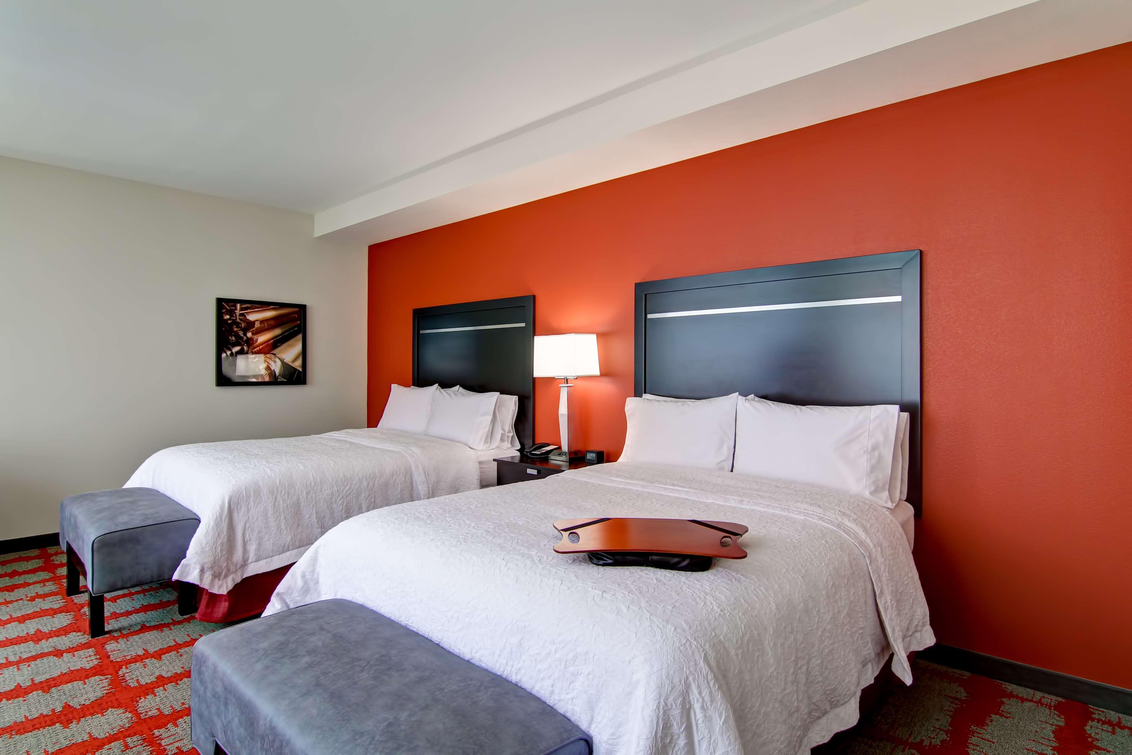 Hampton Inn And Suites Cincinnati - Downtown Экстерьер фото