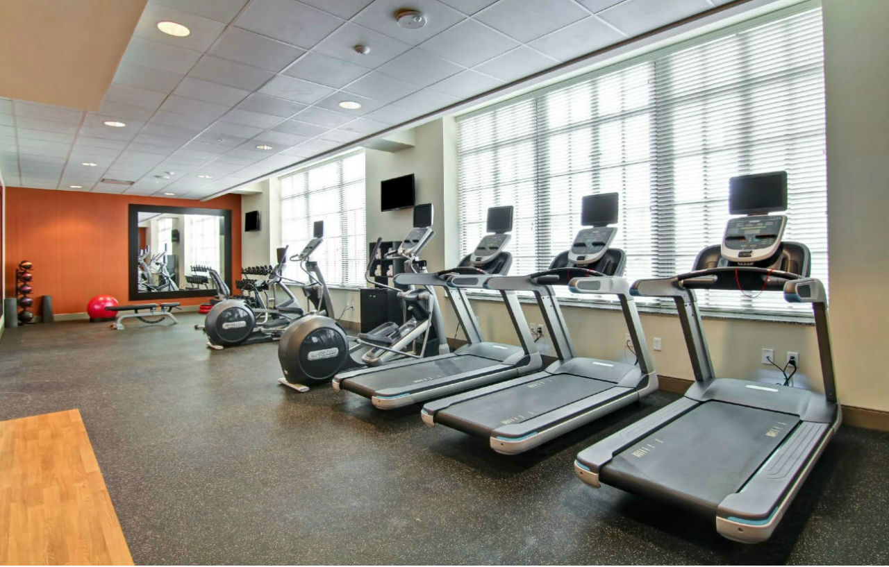 Hampton Inn And Suites Cincinnati - Downtown Экстерьер фото